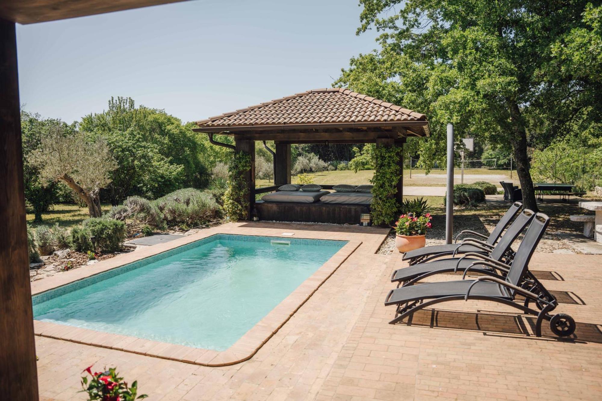 Villa Birds House Rovinj Bagian luar foto